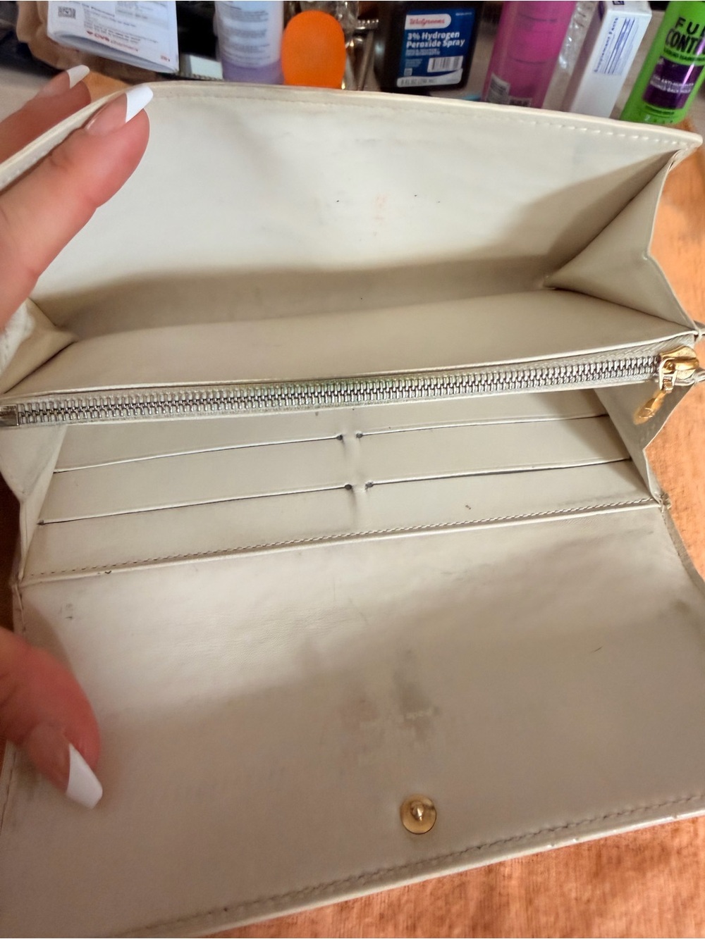 Louis Vuitton Yellow Vernis Monogram Continental Wallet - Picture 6 of 7